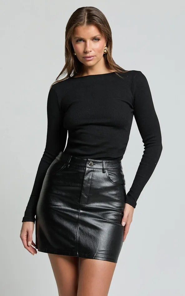 Showpo Alyse Top 8211 Ribbed Long Sleeve Ruched Top In Black Women Tops