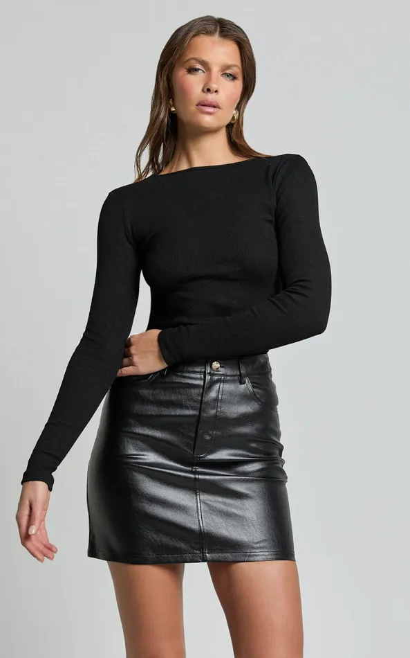 Showpo Alyse Top 8211 Ribbed Long Sleeve Ruched Top In Black Women Tops