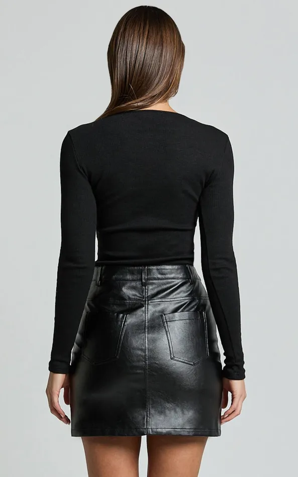 Showpo Alyse Top 8211 Ribbed Long Sleeve Ruched Top In Black Women Tops
