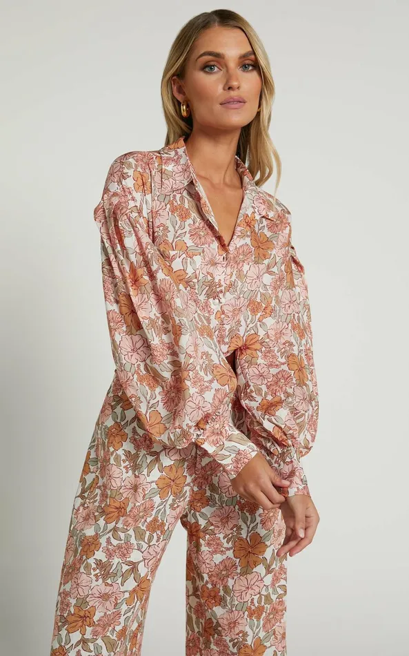Showpo Amalie The Label 8211 Azariah Balloon Sleeve Button Up Shirt In Wildflower Floral Women Curve Clothes