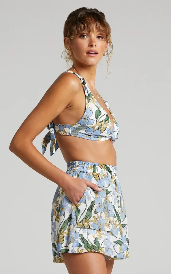 Showpo Amalie The Label 8211 Benita Linen Blend Knot Detail Tie Back Micro Crop Top In Iris Floral Women Curve Clothes