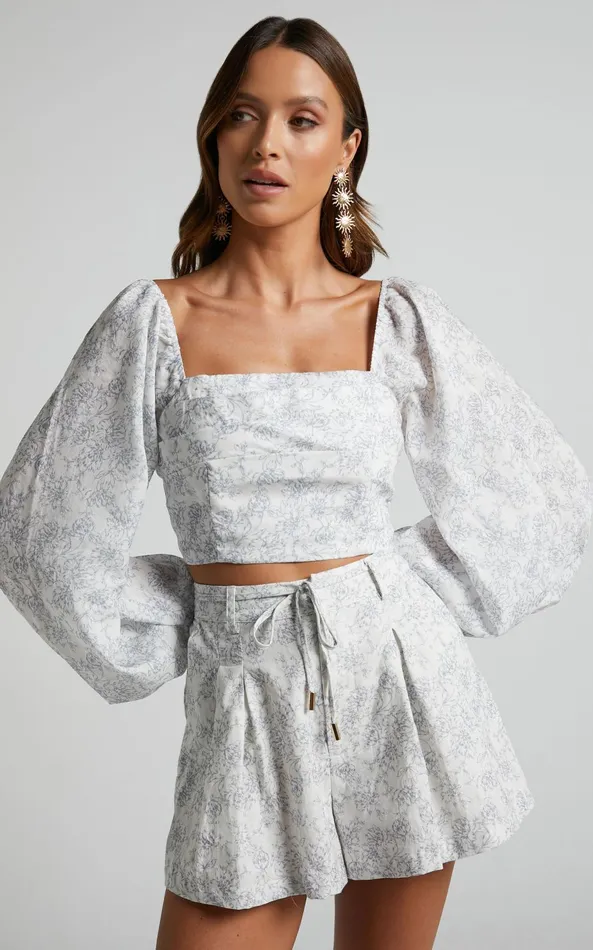 Showpo Amalie The Label 8211 Corletta Panelled Puff Sleeve Top In Dolce Fleur Women Tops Showpo Amalie The Label 8211 Corletta Panelled Puff Sleeve Top In Dolce Fleur Women Tops