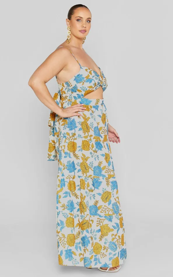 Showpo Amalie The Label 8211 Emerita Linen Blend Sweetheart Twist Front Tie Back Midi Dress In Valencia Floral Women Curve Clothes