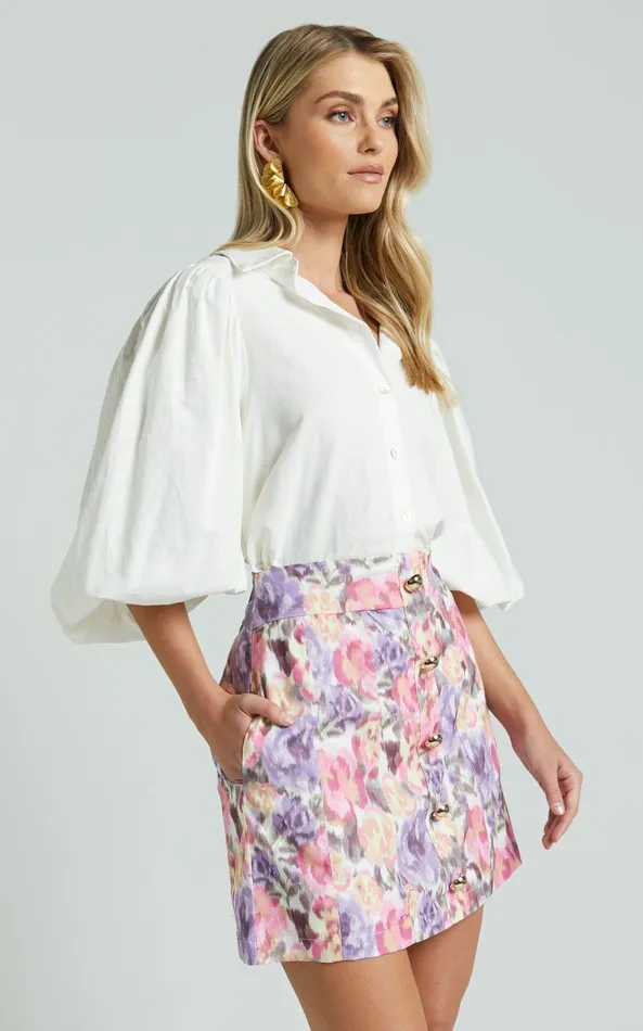 Showpo Amalie The Label 8211 Hanae Linen Blend Collared Button Through Puff Sleeve Shirt In White Women Curve Clothes