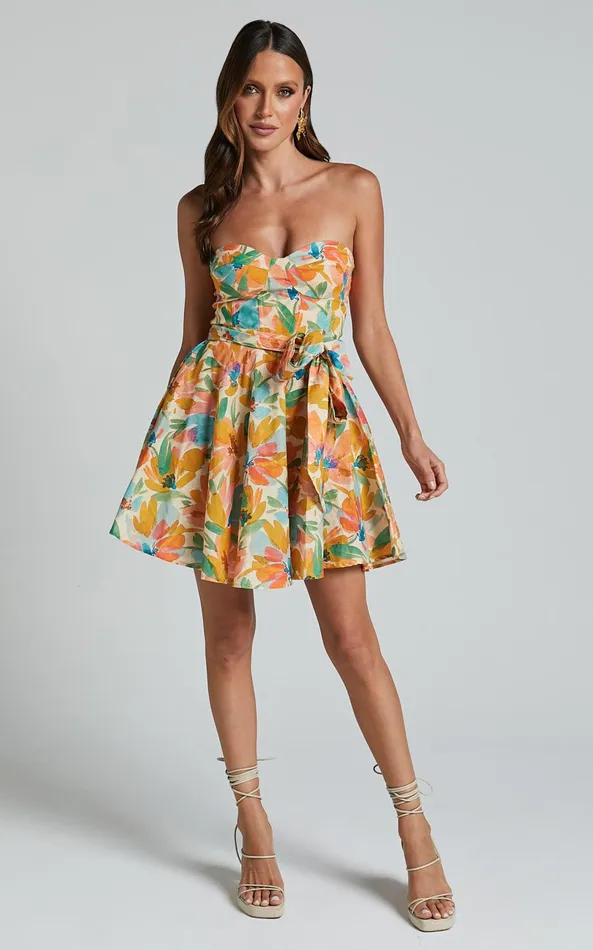 Showpo Amalie The Label 8211 Jaida Linen Blend Strapless Mini Dress In Manhattan Print Women Dresses