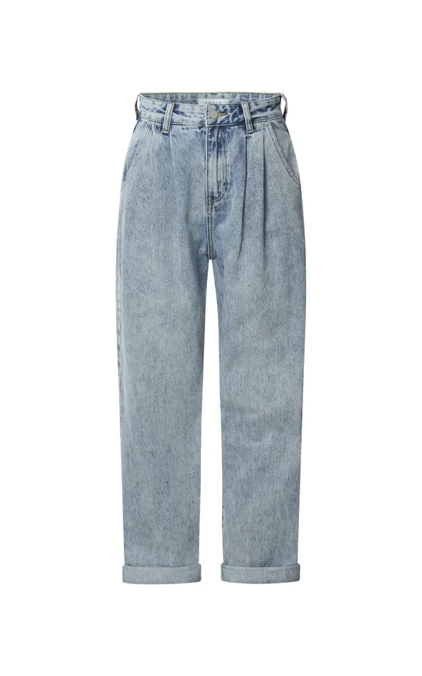 Showpo Amalie The Label 8211 Sarina Recycled Cotton High Waisted Denim Jeans In Light Blue Wash Women Denim