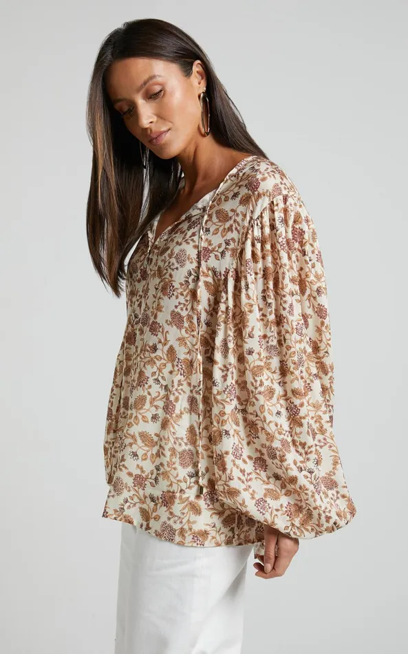 Showpo Amalie The Label 8211 Symmone Puff Sleeve Blouse In Maya Floral Women Tops