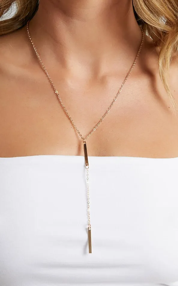 Showpo Be With Me Necklace In Gold Women Gold Plated Jewelry