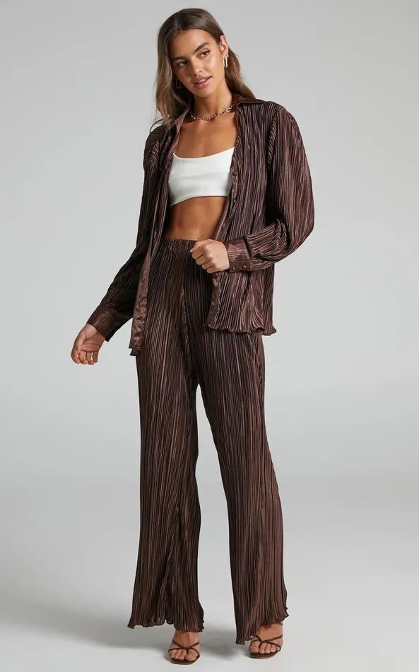 Showpo Beca Pants 8211 High Waisted Plisse Flared Pants In Chocolate Women Curve Clothes