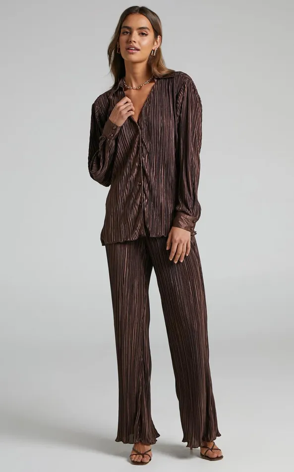 Showpo Beca Pants 8211 High Waisted Plisse Flared Pants In Chocolate Women Curve Clothes