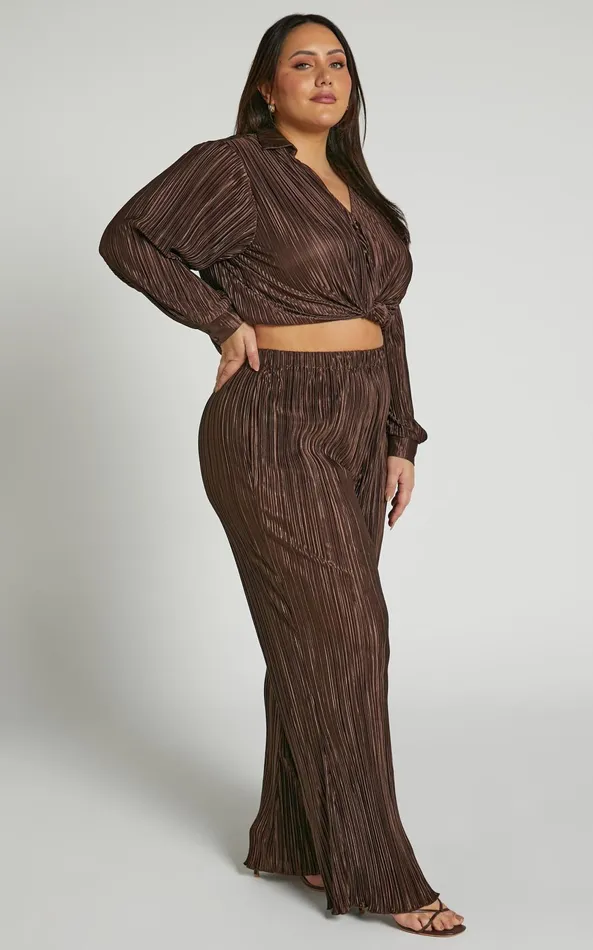Showpo Beca Pants 8211 High Waisted Plisse Flared Pants In Chocolate Women Curve Clothes