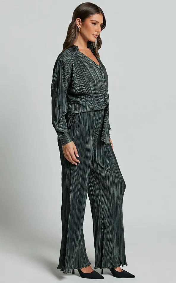 Showpo Beca Pants 8211 High Waisted Plisse Flared Pants In Olive Women Curve Clothes