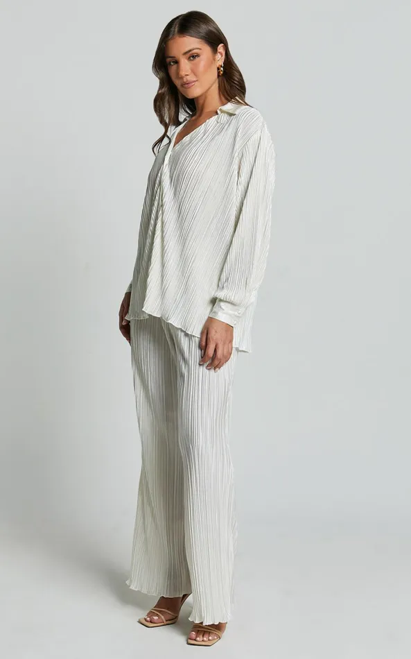 Showpo Beca Shirt 8211 Plisse Button Up Shirt In Cream Women Curve Clothes