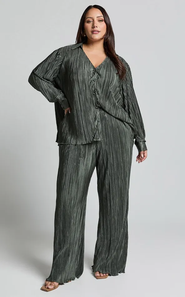 Showpo Beca Shirt 8211 Plisse Button Up Shirt In Olive Women Curve Clothes