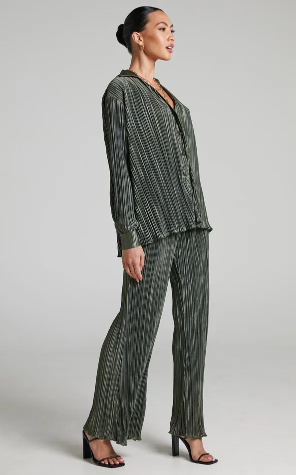 Showpo Beca Shirt 8211 Plisse Button Up Shirt In Olive Women Curve Clothes