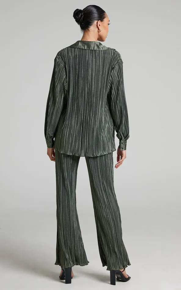Showpo Beca Shirt 8211 Plisse Button Up Shirt In Olive Women Curve Clothes