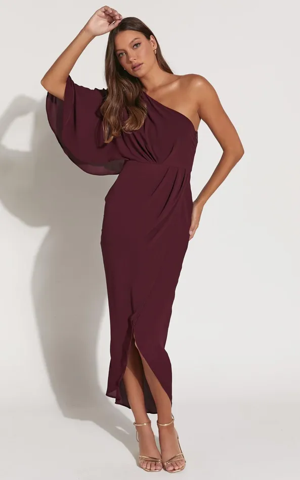 Showpo Belmira Midi Dress 8211 One Shoulder Asymmetrical Short Sleeve Split Dress In Merlot Women Dresses Showpo Belmira Midi Dress 8211 One Shoulder Asymmetrical Short Sleeve Split Dress In Merlot Women Dresses