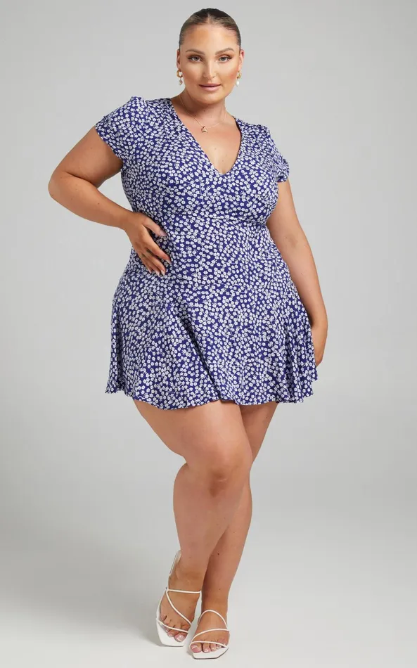 Showpo Bettina Mini Dress 8211 Short Sleeve Dress In Navy Women Curve Clothes