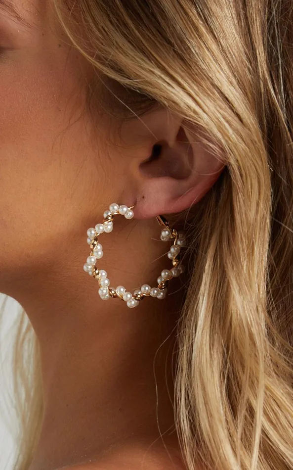 Showpo Bev Hoop Earrings In Gold And Pearl Women Earrings