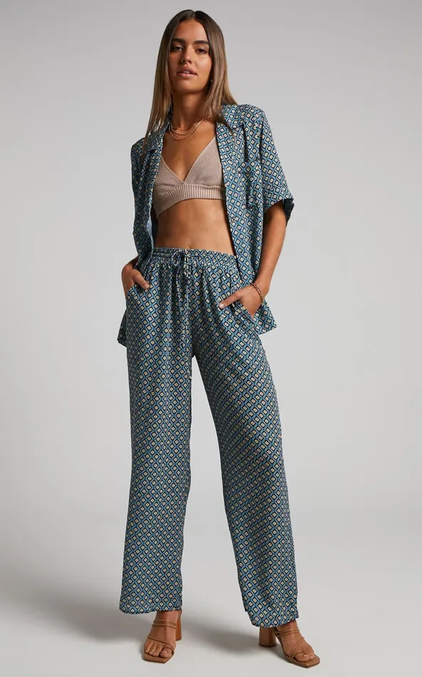 Showpo Brunita Pants 8211 Mid Waisted Relaxed Elastic Waist Pants In Tile Geo Women Curve Clothes