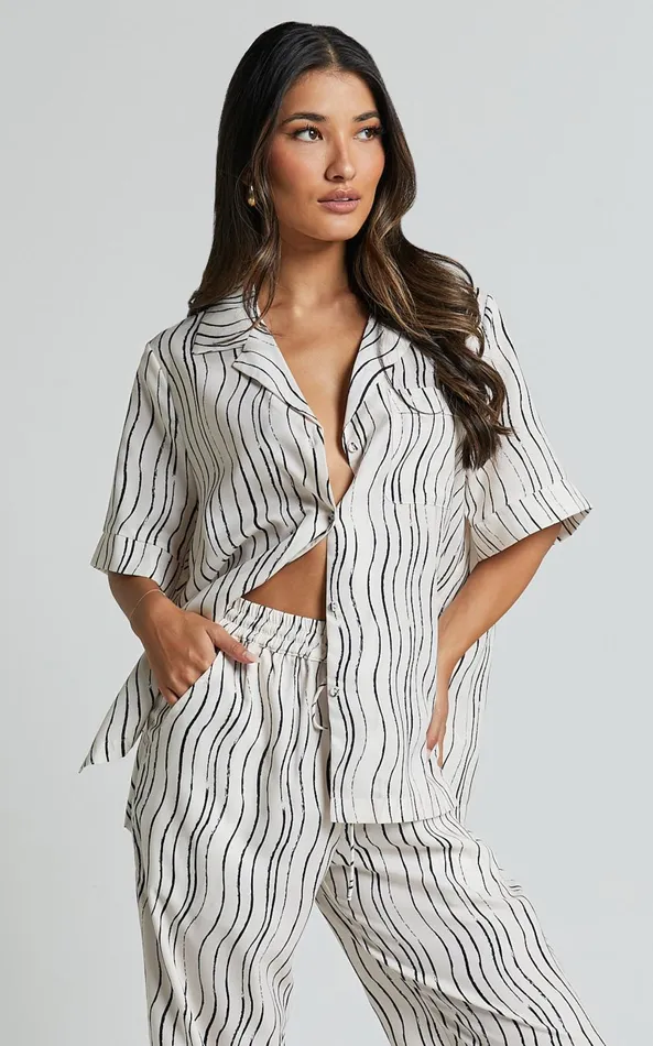 Showpo Brunita Shirt 8211 Relaxed Short Sleeve Shirt In Ripple Print Women Tops