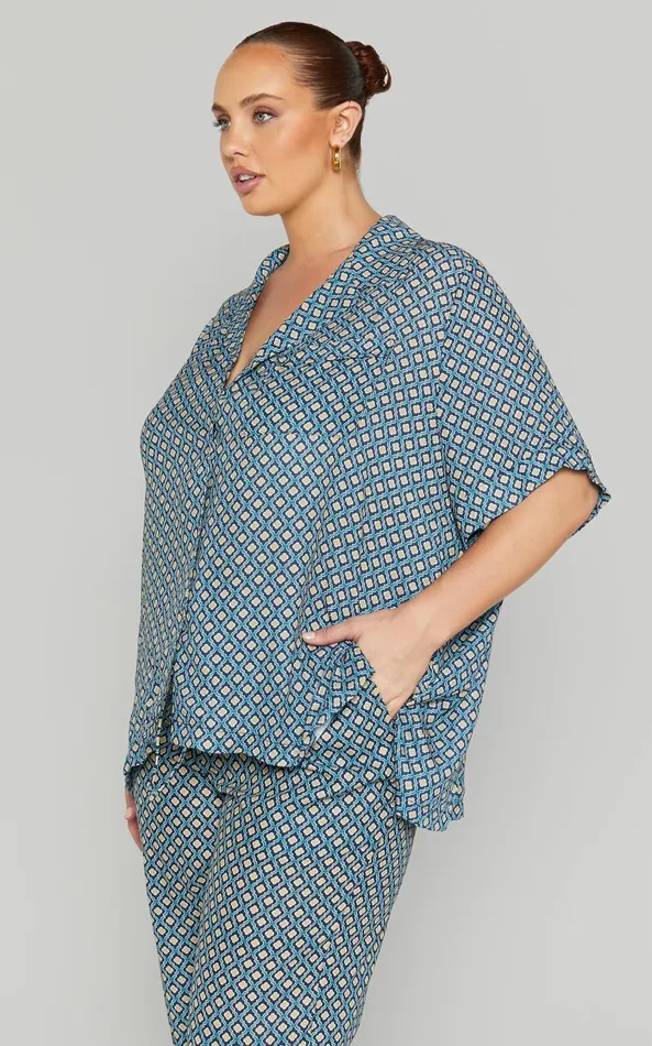 Showpo Brunita Shirt 8211 Relaxed Short Sleeve Shirt In Tile Geo Women Curve Clothes