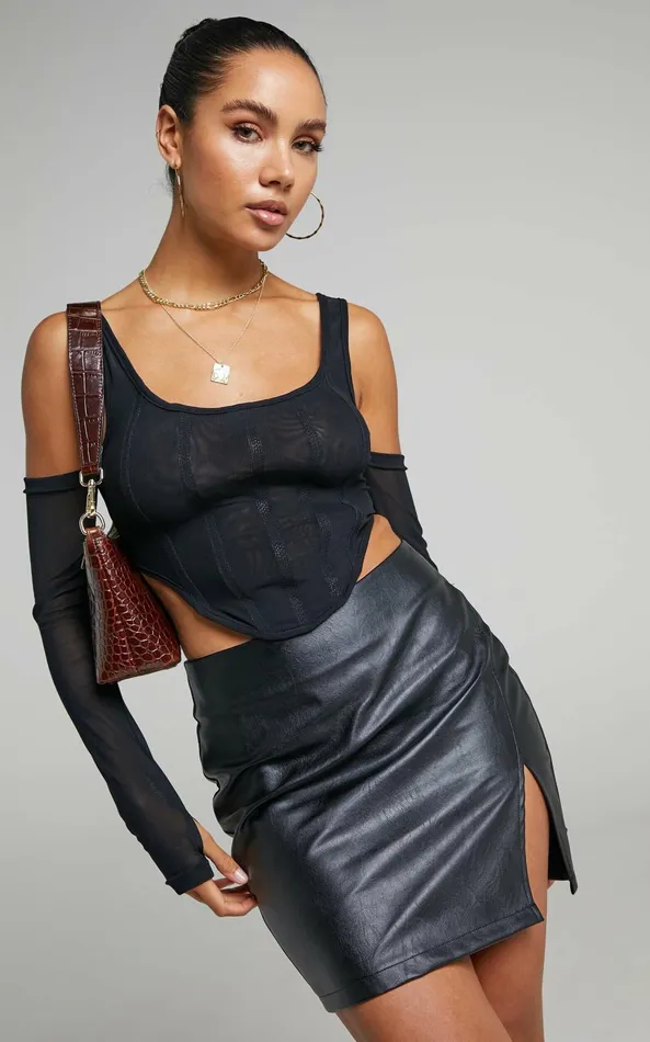 Showpo By Dyln 8211 Aria Corset In Black Women Tops