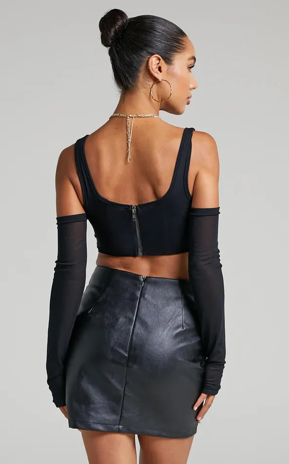 Showpo By Dyln 8211 Aria Corset In Black Women Tops