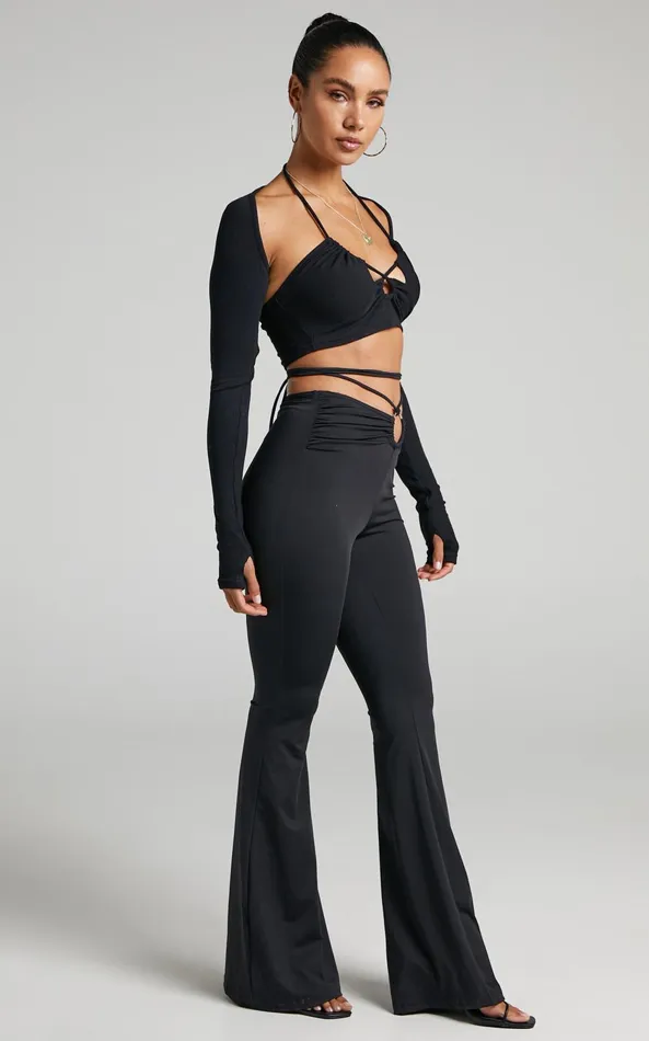 Showpo By Dyln 8211 Mid Rise Genesis Pants In Black Women Pants