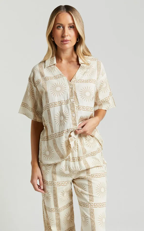 Showpo Cassidy Shirt 8211 Short Sleeve Linen Look Shirt In Beige Sun Print Women Tops