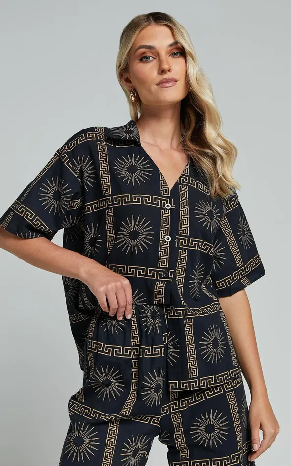Showpo Cassidy Shirt 8211 Short Sleeve Linen Look Shirt In Black Sun Print Women Tops Showpo Cassidy Shirt 8211 Short Sleeve Linen Look Shirt In Black Sun Print Women Tops