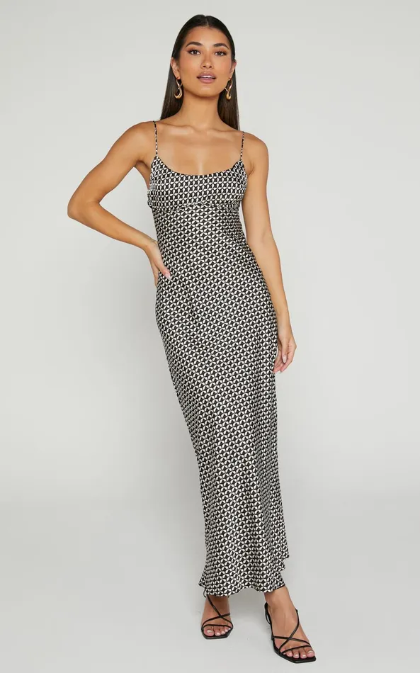 Showpo Cathreona Midi Dress 8211 Scoop Neck Bodycon Dress In Black Geo Women Dresses