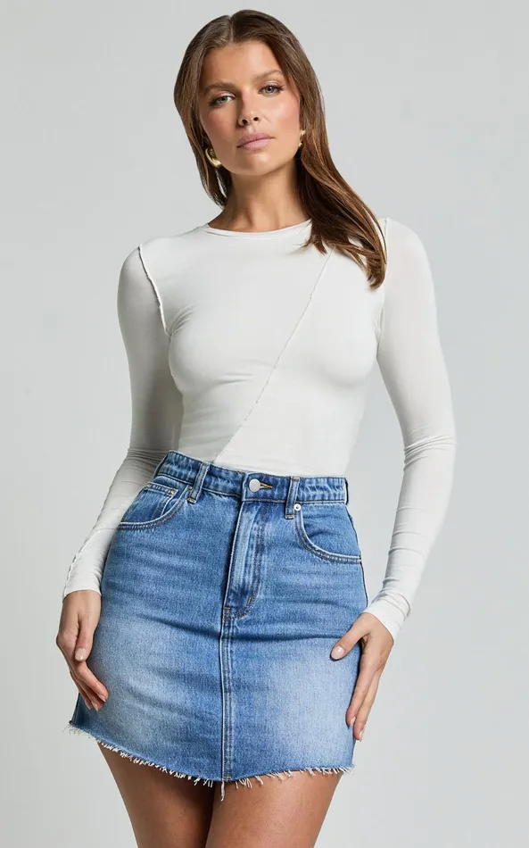 Showpo Dayna Top 8211 Long Sleeve Exposed Seam Top In Off White Women Tops