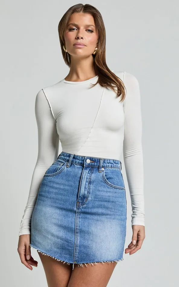 Showpo Dayna Top 8211 Long Sleeve Exposed Seam Top In Off White Women Tops