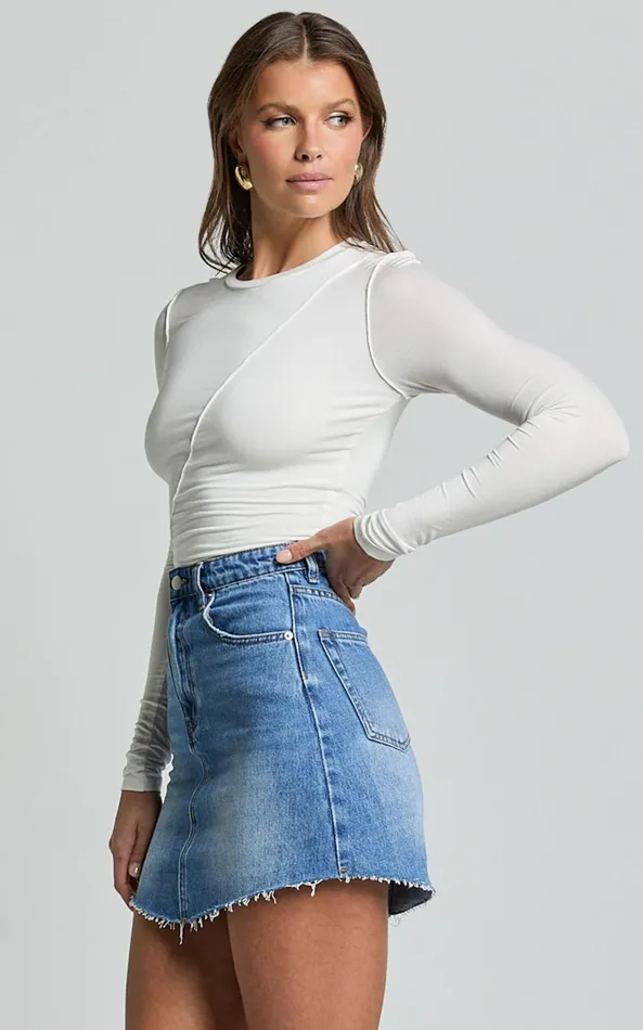 Showpo Dayna Top 8211 Long Sleeve Exposed Seam Top In Off White Women Tops