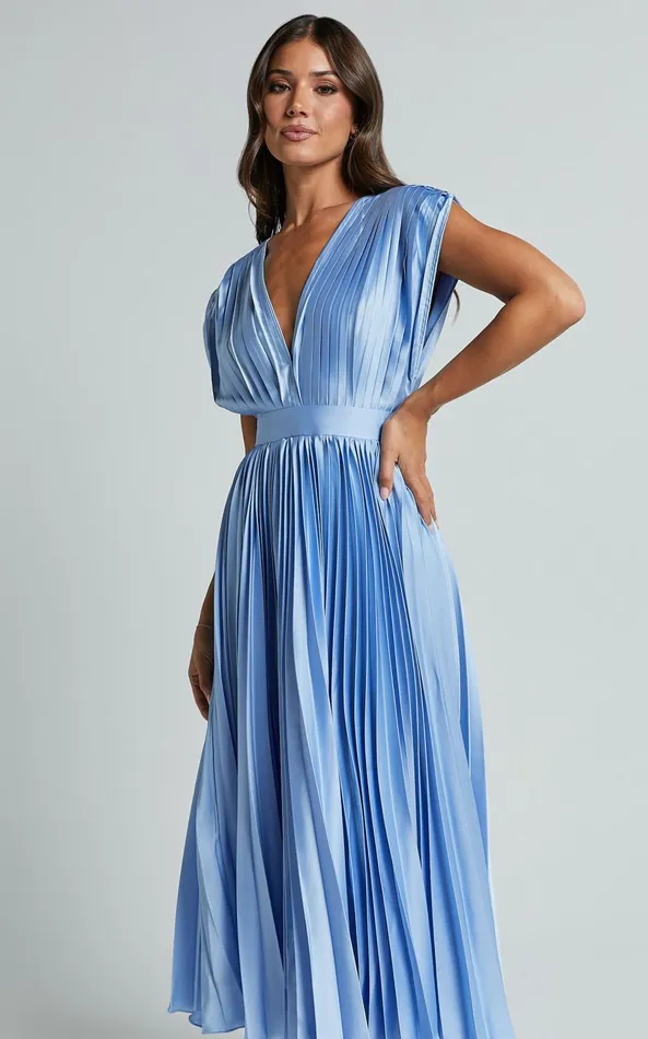 Showpo Della Midi Dress 8211 Plunge Neck Short Sleeve Pleated Dress In Baby Blue Women Dresses