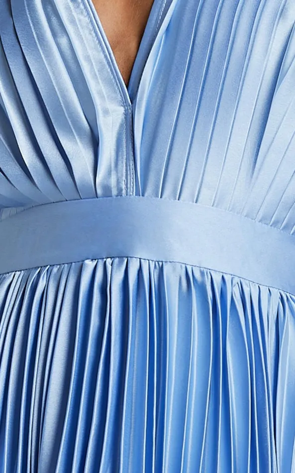 Showpo Della Midi Dress 8211 Plunge Neck Short Sleeve Pleated Dress In Baby Blue Women Dresses