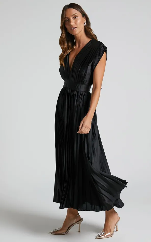 Showpo Della Midi Dress 8211 Plunge Neck Short Sleeve Pleated Dress In Black Women Dresses