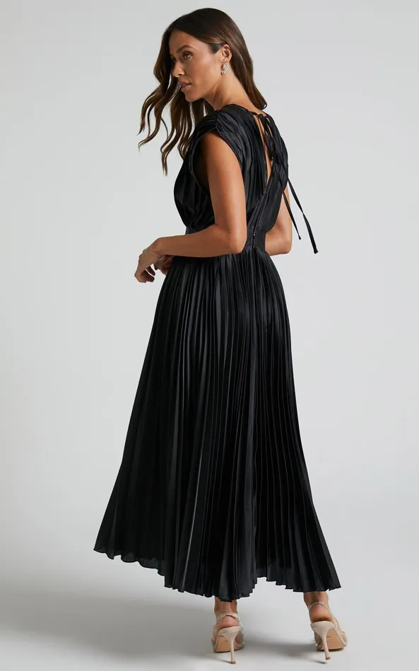 Showpo Della Midi Dress 8211 Plunge Neck Short Sleeve Pleated Dress In Black Women Dresses
