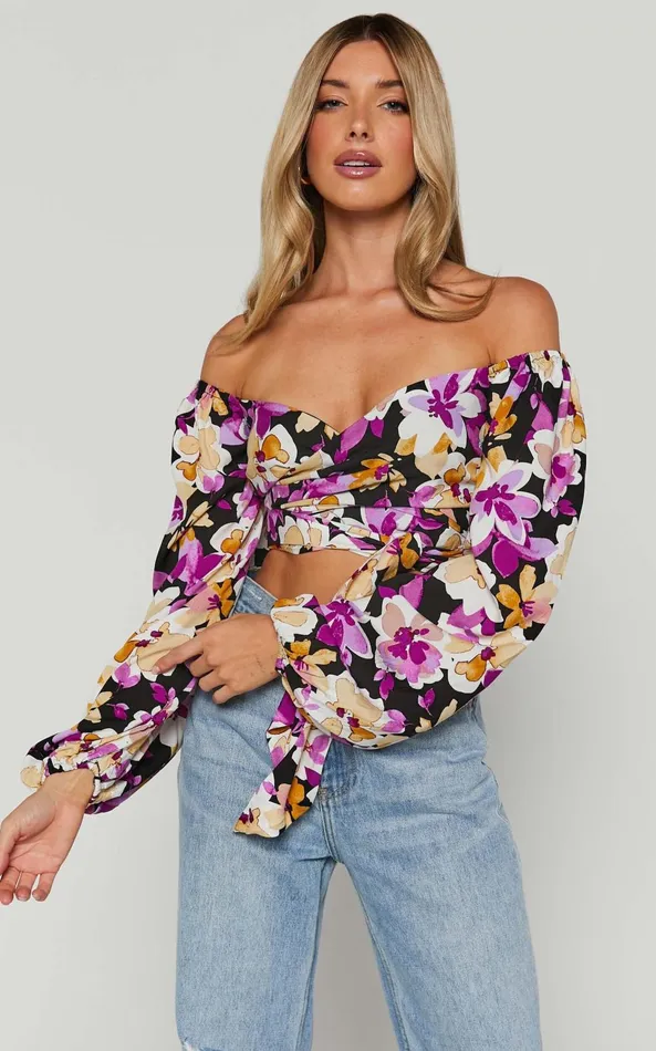 Showpo Edlynne Top 8211 Long Sleeve Tie Back Wrap Crop Top In Black Floral Women Tops