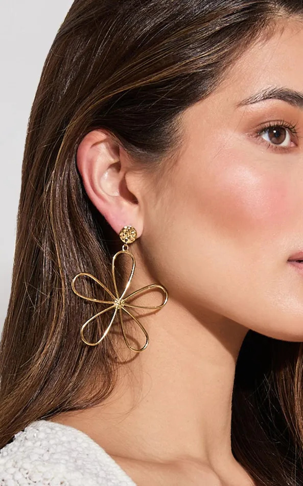 Showpo Frieda Earrings 8211 Flower Shape Large Statement Earrings In Gold Women Earrings