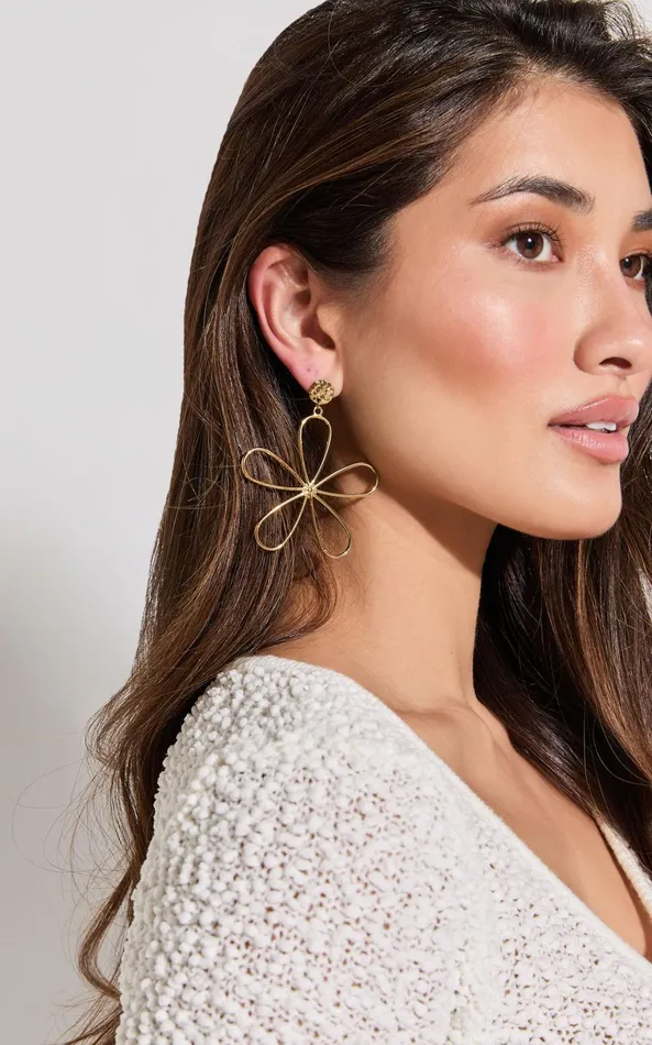 Showpo Frieda Earrings 8211 Flower Shape Large Statement Earrings In Gold Women Earrings
