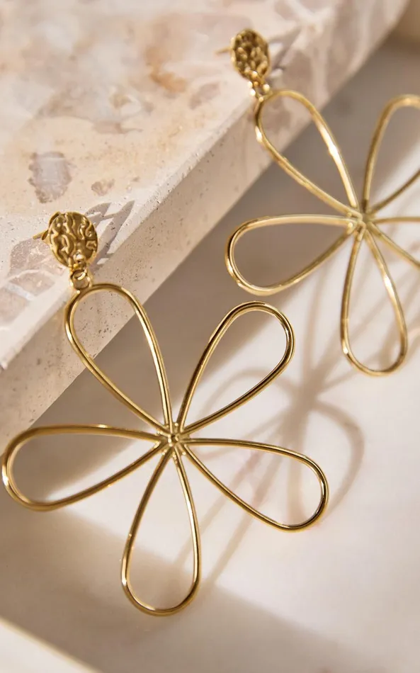 Showpo Frieda Earrings 8211 Flower Shape Large Statement Earrings In Gold Women Earrings
