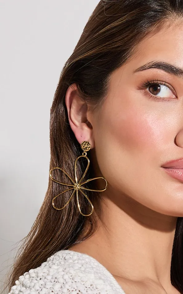 Showpo Frieda Earrings 8211 Flower Shape Large Statement Earrings In Gold Women Earrings
