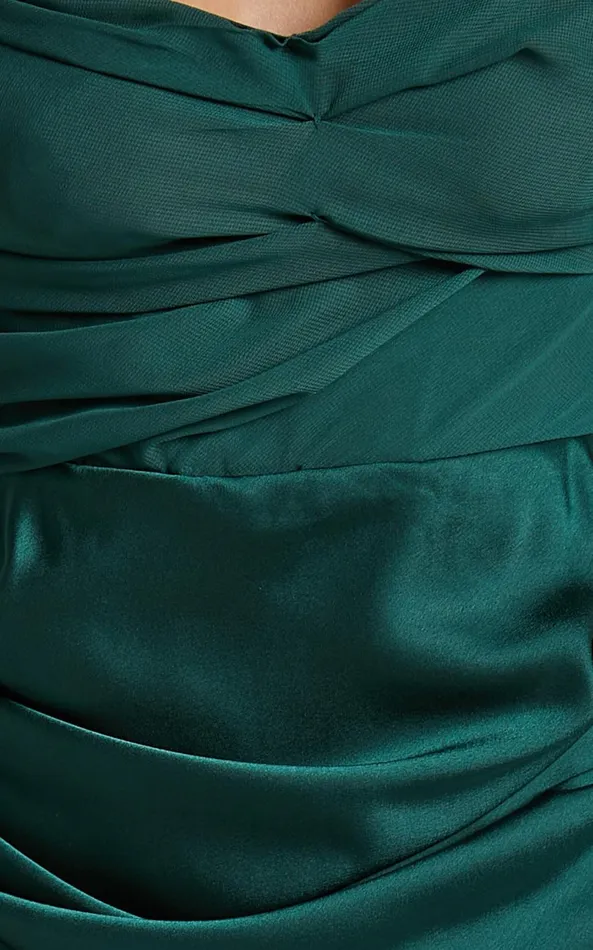 Showpo Glynn Midi Dress 8211 Ruched Sweetheart Bodice Dress In Forest Green Women Dresses