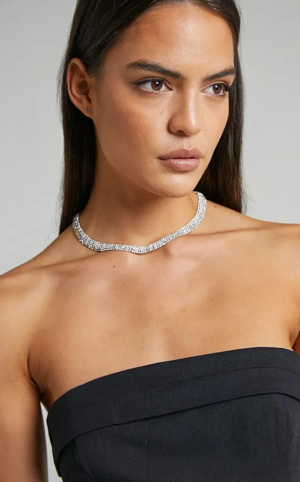 Showpo Guenloie Diamante Choker Necklace In Silver Women Necklaces