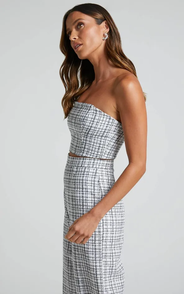 Showpo Icie Top 8211 Tweed Strapless Crop Top In White and Black Women Tops