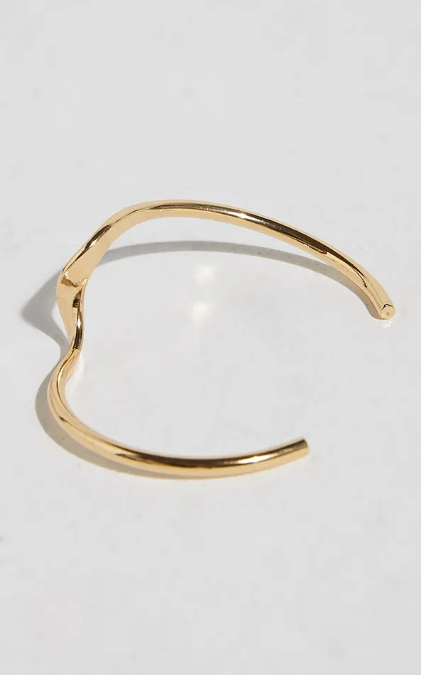 Showpo Ivy Irregular Shaped Bracelet Cuff In Gold Women Bracelets