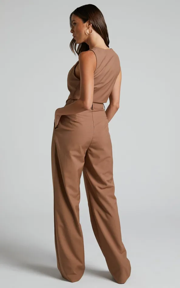 Showpo Izara Trousers 8211 Mid Rise Relaxed Straight Leg Tailored Trousers In Mocha Women Curve Clothes