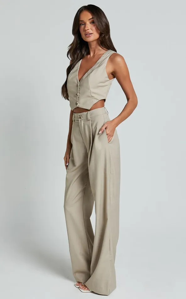 Showpo Izara Trousers 8211 Mid Rise Relaxed Straight Leg Tailored Trousers In Oatmeal Women Curve Clothes